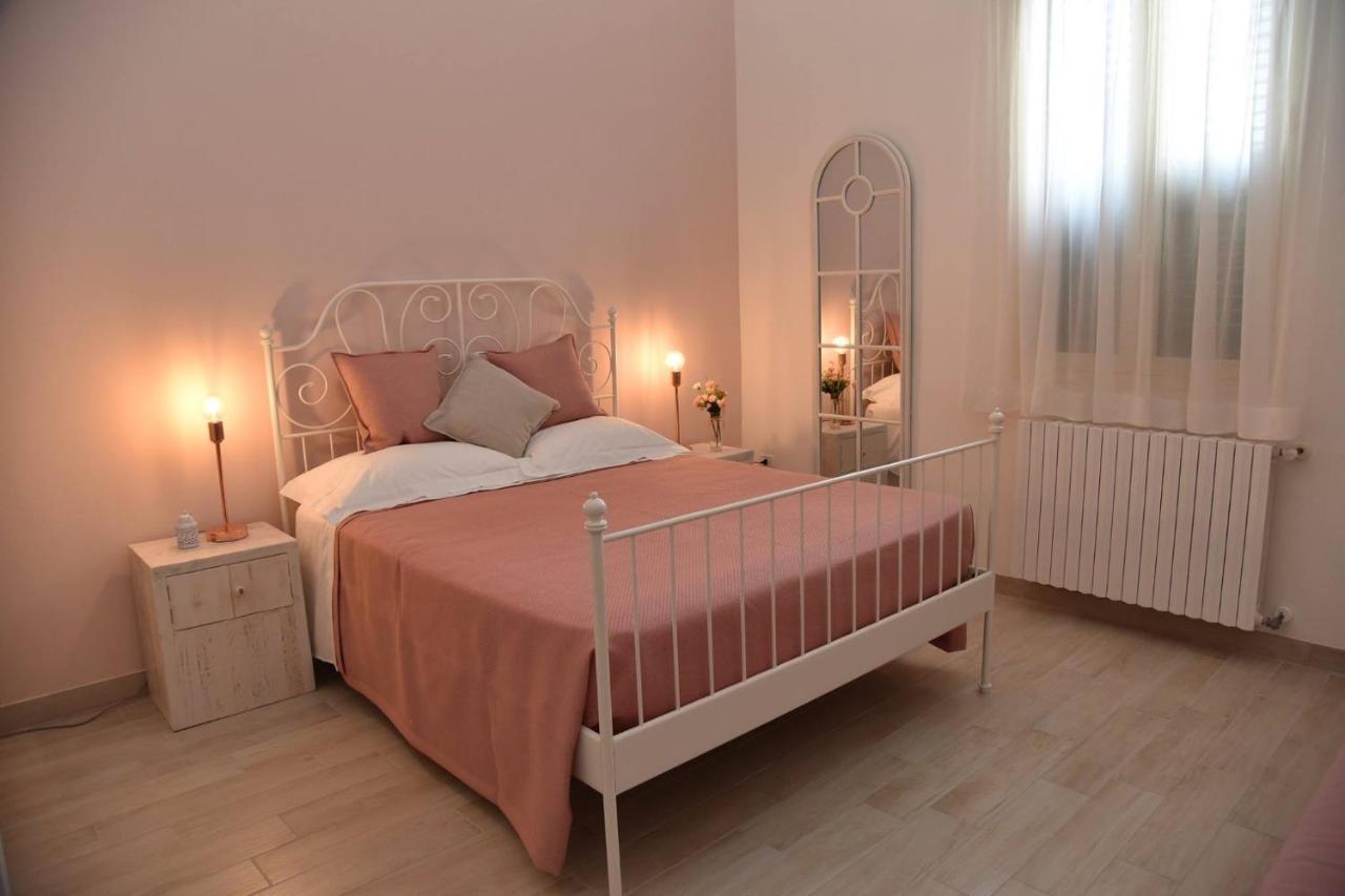 레체 Ai Raggi Di Sole B&B 외부 사진