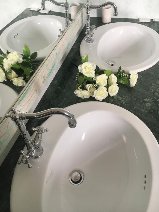 레체 Ai Raggi Di Sole B&B 외부 사진