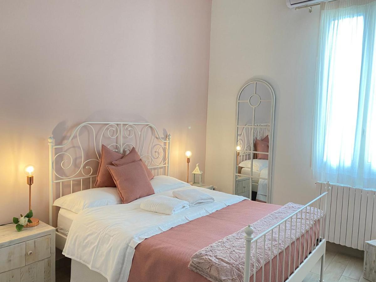 레체 Ai Raggi Di Sole B&B 외부 사진