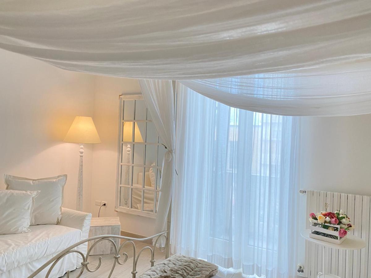 레체 Ai Raggi Di Sole B&B 외부 사진